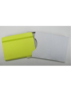 Libreta en piel natural amarilla, con 80 hojas cambiables y bolsillo de plástico para tarjetas, hecha a mano de  8x10,5 cm