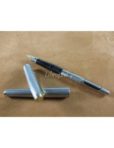 Pluma Parker U.S.A., Plata y clip dorado, punto fino oro 14K.